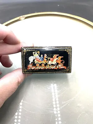 Vintage 2.5” Hand Painted Black Lacquer Trinket Ring Box VG • $18.99