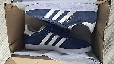 Adidas Navy White Suede Gazelle Classic 80s Trainers Sneakers In Box UK 7  • £62.99