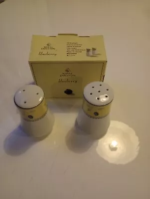 £19.99 • Buy Royal Doulton Porcelain Blueberry Salt & Pepper Pot  Shakers Boxed