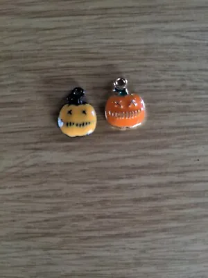 Pumpkin Halloween Charm Pair Spooky • £2.49