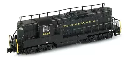 AZL Z Scale Z Gauge American Z Line 6204-2 EMD GP7 Pennsylvania RR Loc #8558 • $149.95