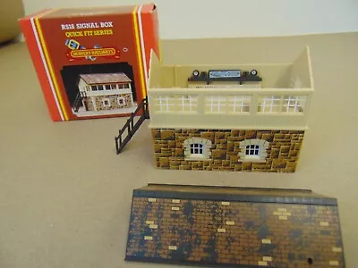 Hornby ~ Boxed R.518 Brown Stone Signal Box ~ OO Gauge REF4870 • £10