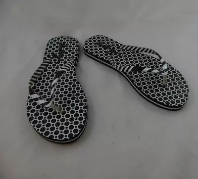 Vera Bradley Flip Flops Sandals Womens Size L 9-10 Midnight Paisley Black White • $24.99