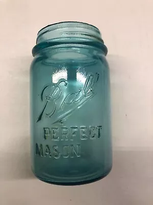 Ball Perfect Mason  Vintage Jar  Pint  Lt Aqua  #6F W/Zinc Lid (M1318) • $24.50