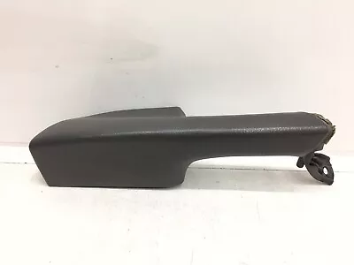 02-09 Chevy Trailblazer Door Panel Armrest Pull Handle Passenger Right Pewter • $44.75