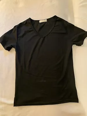 Mens Rolled V-Neck T-Shirt Medium NWOT No Brand Label With Pink Dots Black • $10.99