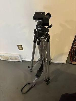 Bogen Manfrotto 3046 Tripod With 410 Head • $100