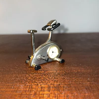 Miniature Clock Silver Plated Metal Gym Exercise Bike Mini Novelty Collectable • £12