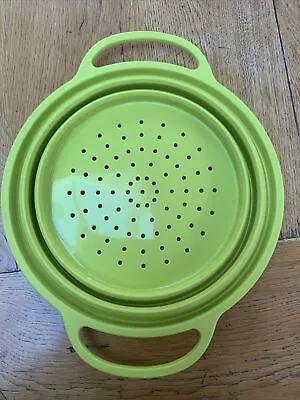 Lime Green Large Collapsible Silicone Colander / Veg Strainer - 10  Diameter • £2.40