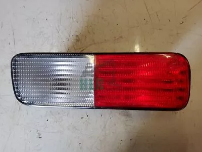 Land Rover Discovery 2 Td5 & V8 Nearside Rear Facelift Bumper Light XFB000730 • $34.47