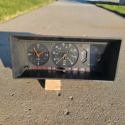 Volvo 240 Instrument Cluster 1981-1985 DL Clock Untested 242 244 245 R0960 • $150