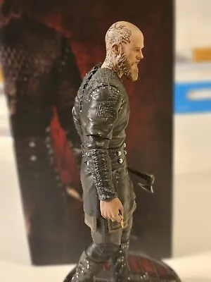 Vikings TV Series King Ragnar LOTHBROK 1/9 Scale Statue VERY RARE!! Limited 300 • $826