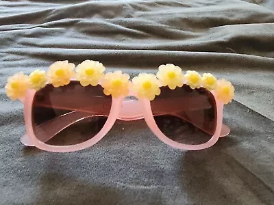 OVERSIZED VINTAGE RETRO CAT EYE Style SUN GLASSES Thick Pink Floral Frame  • $18