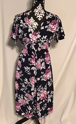 Isabel Maternity Women’s V-neck Dress Size Small Navy Floral Short Sleeve • $16.50