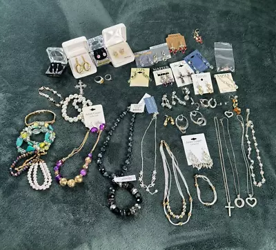 Modern Costume Jewelry Lot Necklaces Earrings Bracelets Napier Monet Beads 46 Pc • $44.99