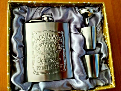 £10.99 • Buy 7oz-Jack-Daniels-Hip-Flask-gift-set-Portable-Pocket-Stainless-Steel-flask-NEW!!!