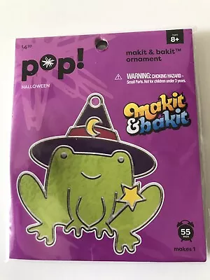 Makit & Bakit Halloween Frog Wearing A Wizards Hat Suncatcher Ornamnent Kit Nip • $15.99