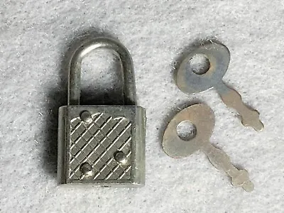 Vintage Mini Padlock With 2 Keys 0.75x1.25  Works 1950s Or 1960s Diary Lock • $4.99