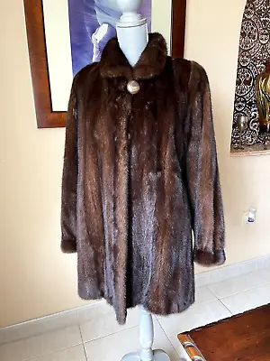 Maximilian AltaModa Fur Coat • $850