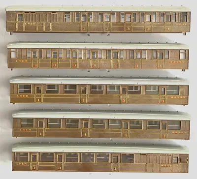 5 X Hornby Bodyshell For LNER Gresley Coach Teak OO Gauge Good Spares • £9.99