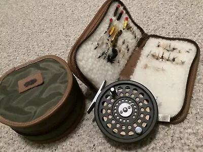 Nice/New Cabela's  CAHILL 1  Hardy Clone Fly Reel/Line/Case W/Flies See Pics • $20.50