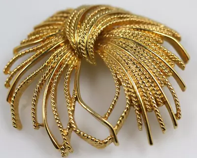 Vintage Textured Gold Tone Signed Monet Wheat Burst Spray Bouquets Pin Brooch • $6.50