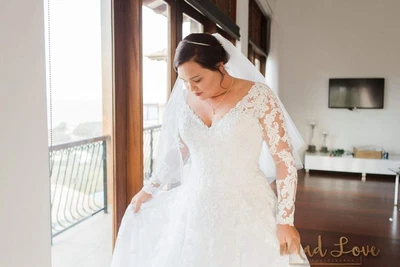 $400 • Buy Kenneth Winston 1626 Wedding Dress