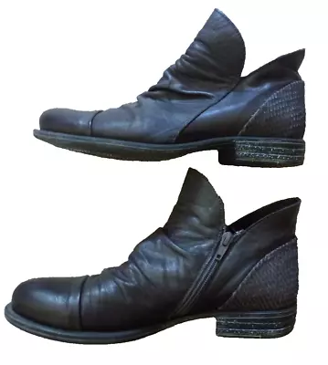 EOS Black Leather Ankle Boots..size 39.. Wilkin  Crinkle Slouch Zip • $58.50