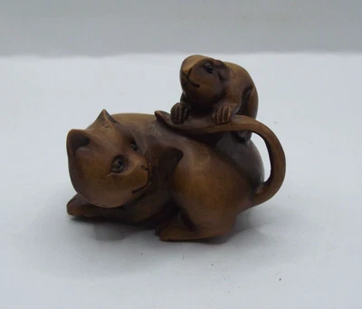 £9.99 • Buy Japanese Hand Carved Netsuke Cat & Mouse Signed 