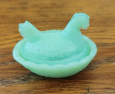 Tiny Vintage Hen On Nest Jadeite Glass About 2.5 In Wide • $24.95