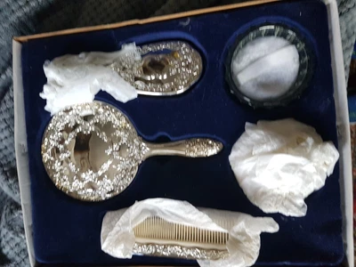 £45 • Buy Dressing Table Set. Vintage Silver Plated. Mirror, Brush And Comb 