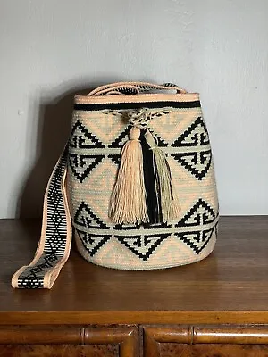 Colombian Wayuu Mochila Large Handmade Crochet Boho Crossbody Bucket Bag NWOT • $55