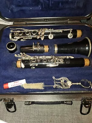 Bundy Resonite Selmer Clarinet • $130