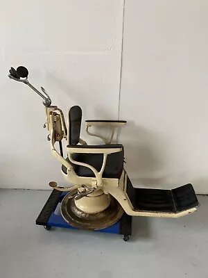 $800 • Buy Antique Dentist Chair