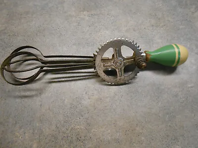 Vintage 1923 A&J Hand Mixer Egg Beater Green & White Wood Handle USA • $8