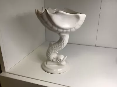 Dartmouth Pottery. White Cream. Dolphin & Shell Pedestal. Vase. Flat Plinth. • £16