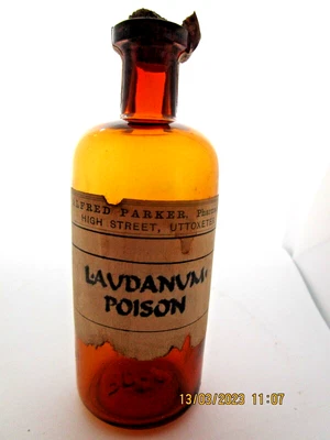 £20 • Buy Antique Amber Glass Chemist's Round Bottle Labelled Laudanum (Tincture Of Opium)