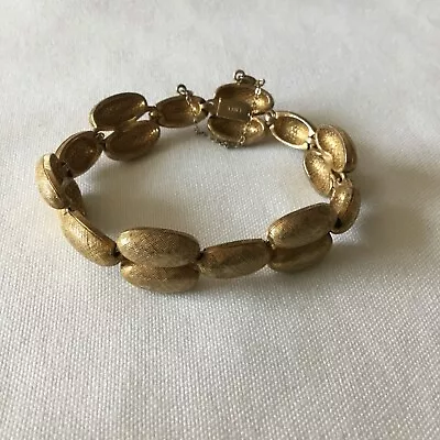 Vintage Ciner Bracelet Gold Tone 7 1/2” • $16