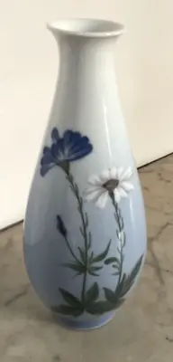 Royal Copenhagen Daisy Flower Bud Vase 2917/4055 Denmark • $38.98