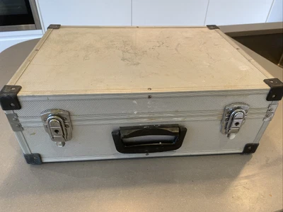 £8 • Buy Old Camera Case