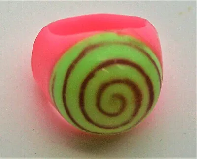 Rare Vending Machine Prize Plastic Hippie Hypno Swirl Pink Ring 1970s NOS New • $10.99