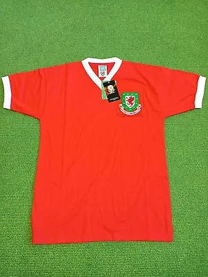 Wales Official Retro Football Shirt Red • £19.99