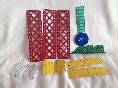 £20.99 • Buy VINTAGE 1960,s OLD SHOP STOCK LOOSE MECCANO SPARES 19 IN TOTAL AS PHOTOS.