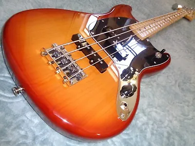 $824.99 • Buy 2019 Fender Player Mustang PJ Short Scale Electric Bass Guitar Sienna Burst.