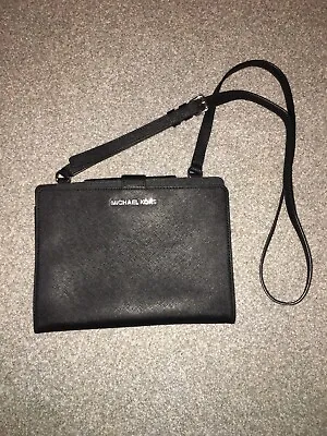 £20 • Buy Michael Kors Black Leather Ipad Folio Case Bag