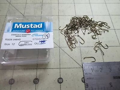 Mustad R50X-94845  Signature Dry Fly Barbless Hook - 99 Pack Size 12 • $19.99