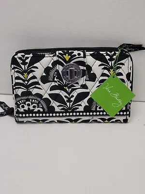 NWT Vera Bradley Turn Lock Wallet In Fanfare Zip Around 10913 156 BC • $35