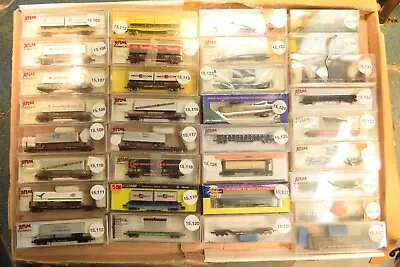 N Scale UP PFE CNW PRR SP BO GN ATSF SF LN CB&Q BN TOFC  Cars Sold Individually • $14.95
