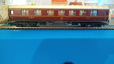 Bargain - Hornby Model Railway Coach LMS Corridor Composite 4183 • £0.99