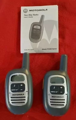 Motorola Fv200 Talkabout Frs/gmrs 2 Way Radios • $25
